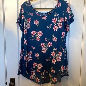 Beautiful torrid sheer top